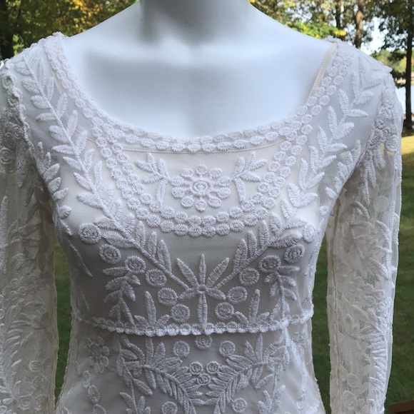 Beautiful Express lace dress S - Picture 3 of 10